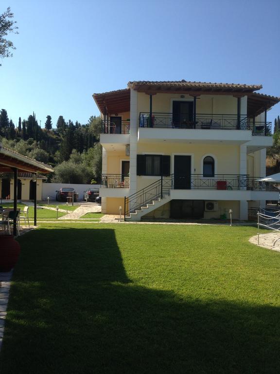 Villa Agni Geni  Ruang foto